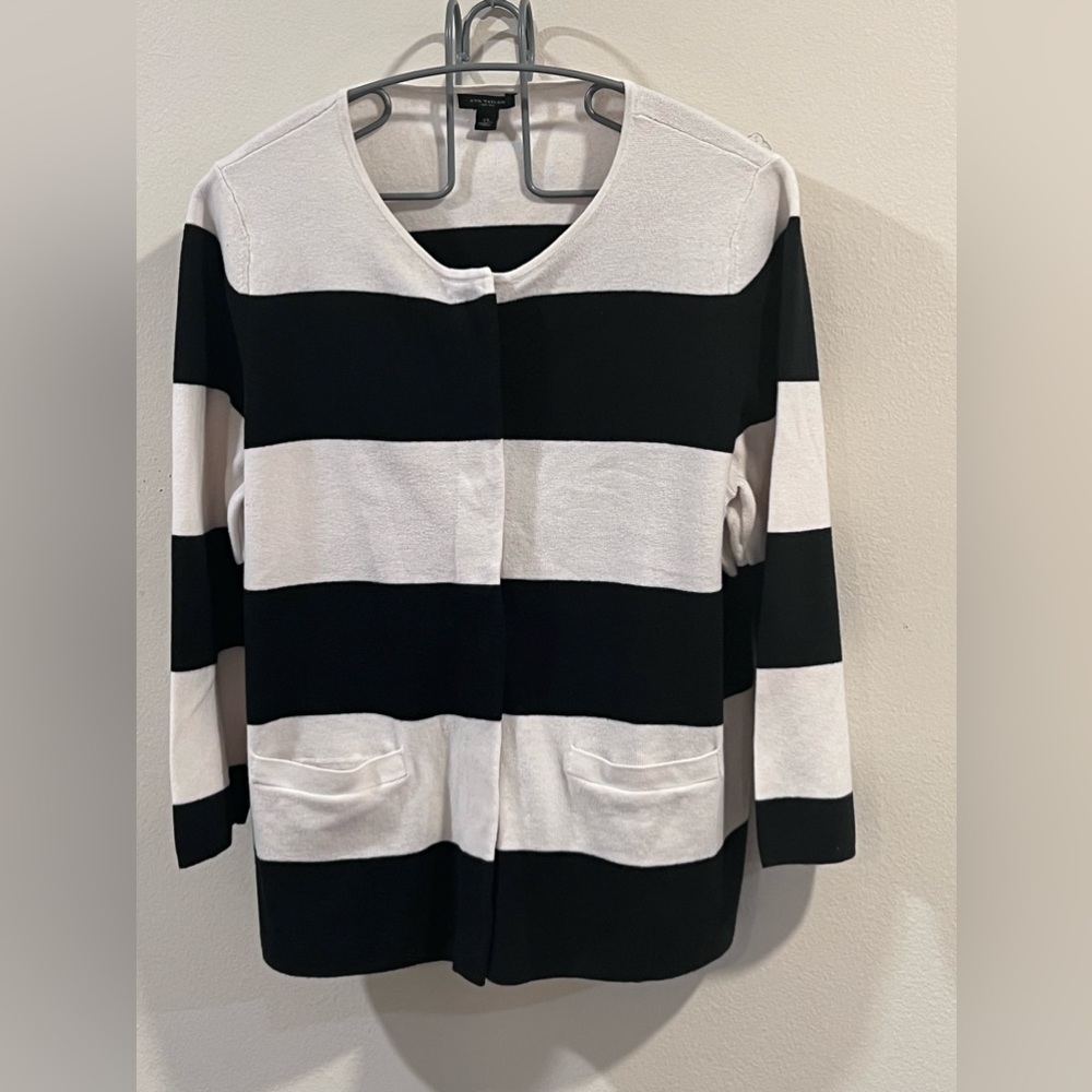 Ann Taylor Cardigan, like new.